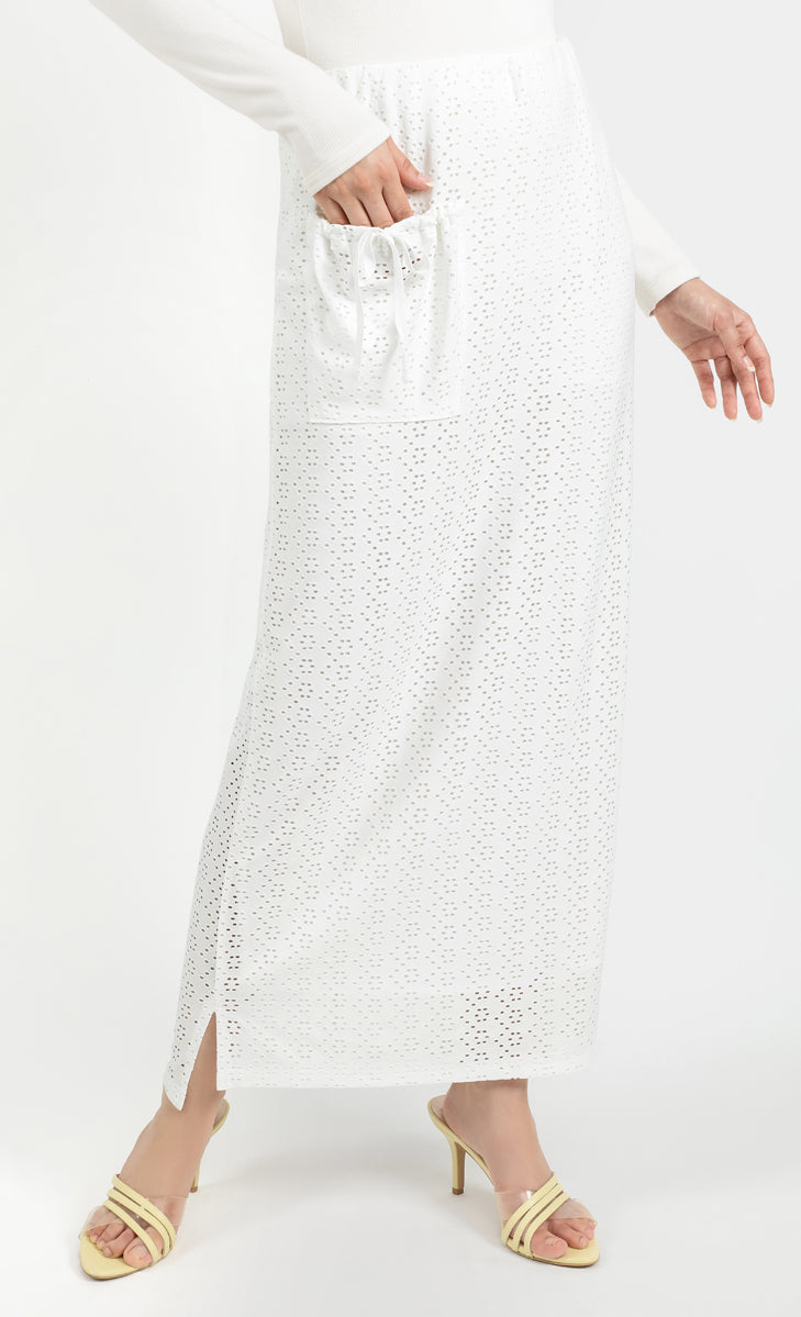 Comeback Cut-Out Knit Skirt in White