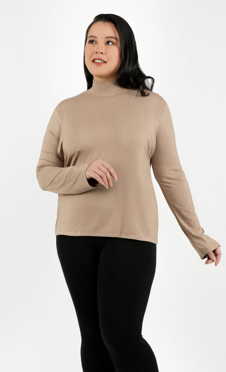 Long Sleeve With Opening Inner Top in Cocoa