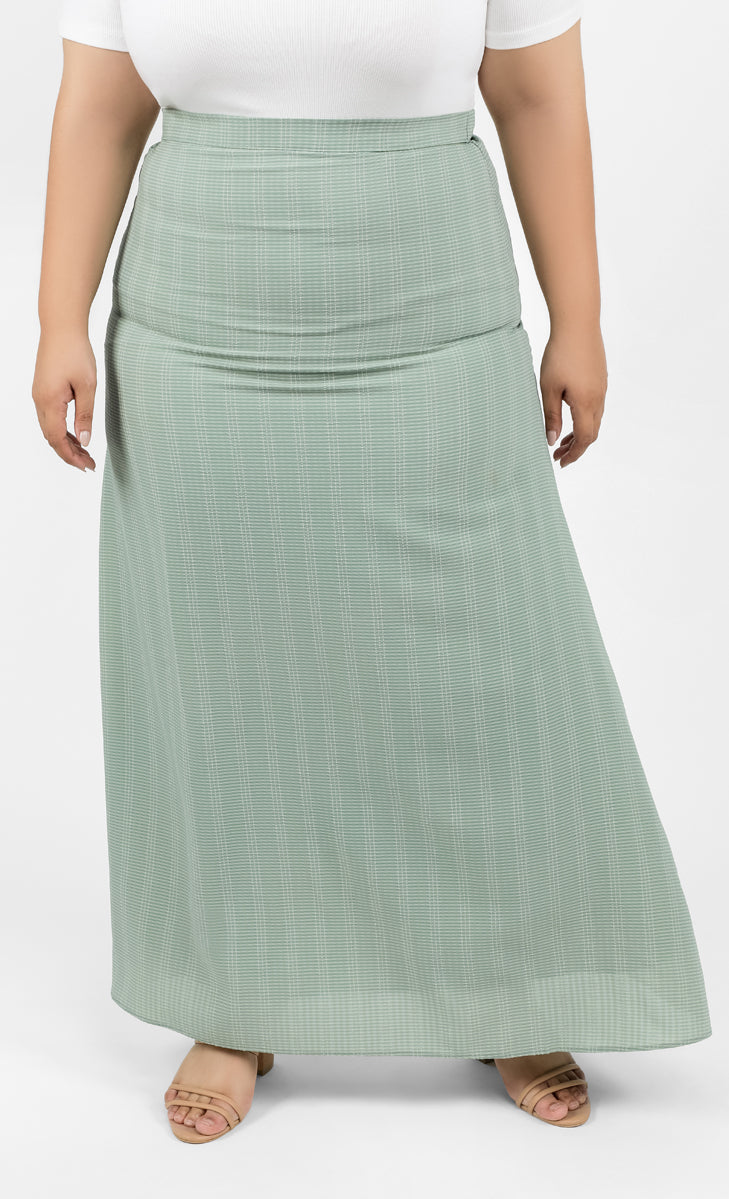 Textured Maxi Skirt in Sage LILIT. Store
